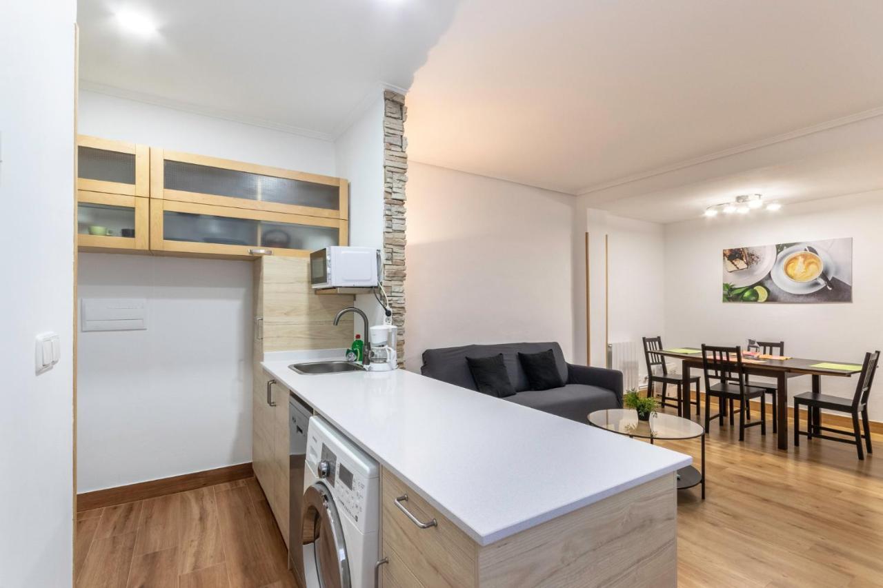 Apartamento Junto Al Guggenheim Con Parking Gratuito Більбао Екстер'єр фото