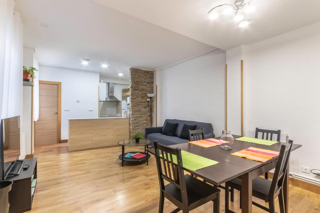 Apartamento Junto Al Guggenheim Con Parking Gratuito Більбао Екстер'єр фото