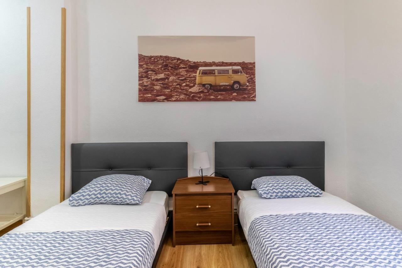 Apartamento Junto Al Guggenheim Con Parking Gratuito Більбао Екстер'єр фото