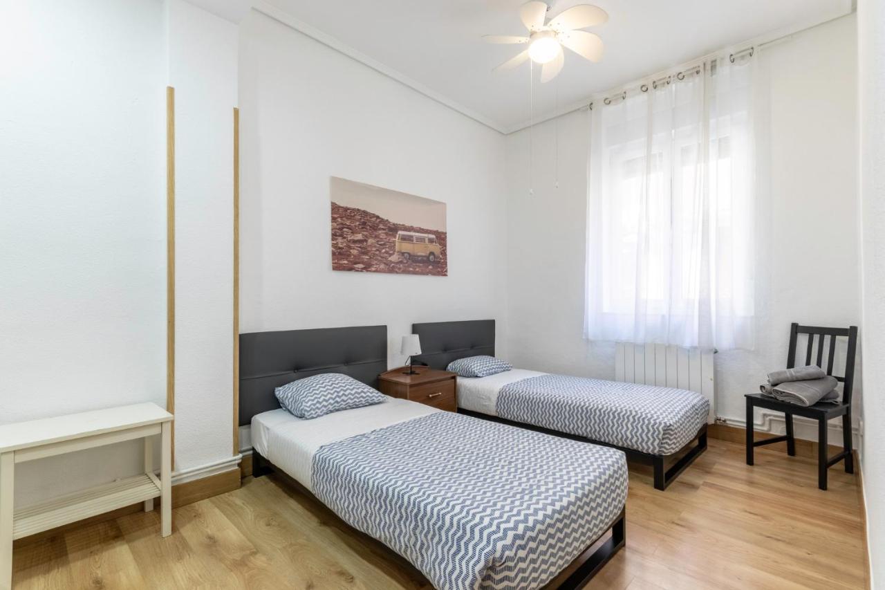 Apartamento Junto Al Guggenheim Con Parking Gratuito Більбао Екстер'єр фото